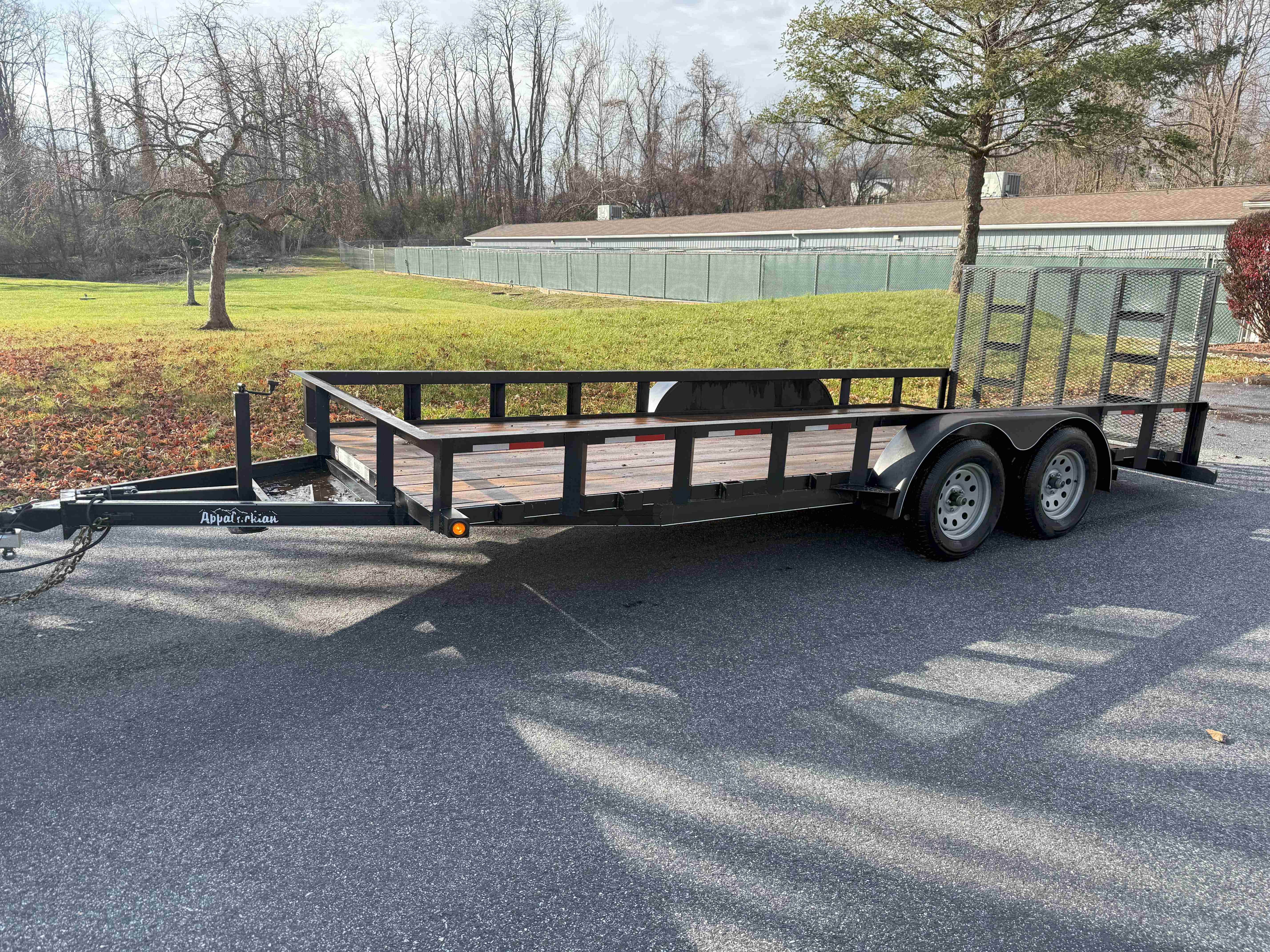 18ft Utility Trailer - Side view